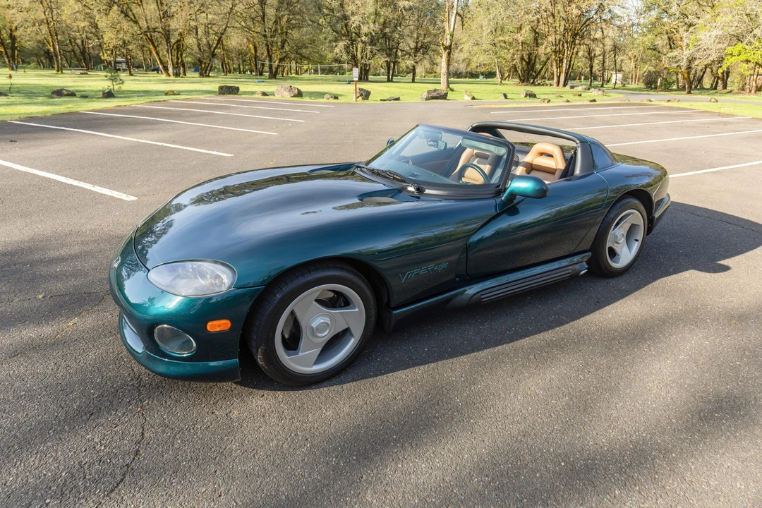 1995 Dodge Viper 1st Gen - Image 2 of 31