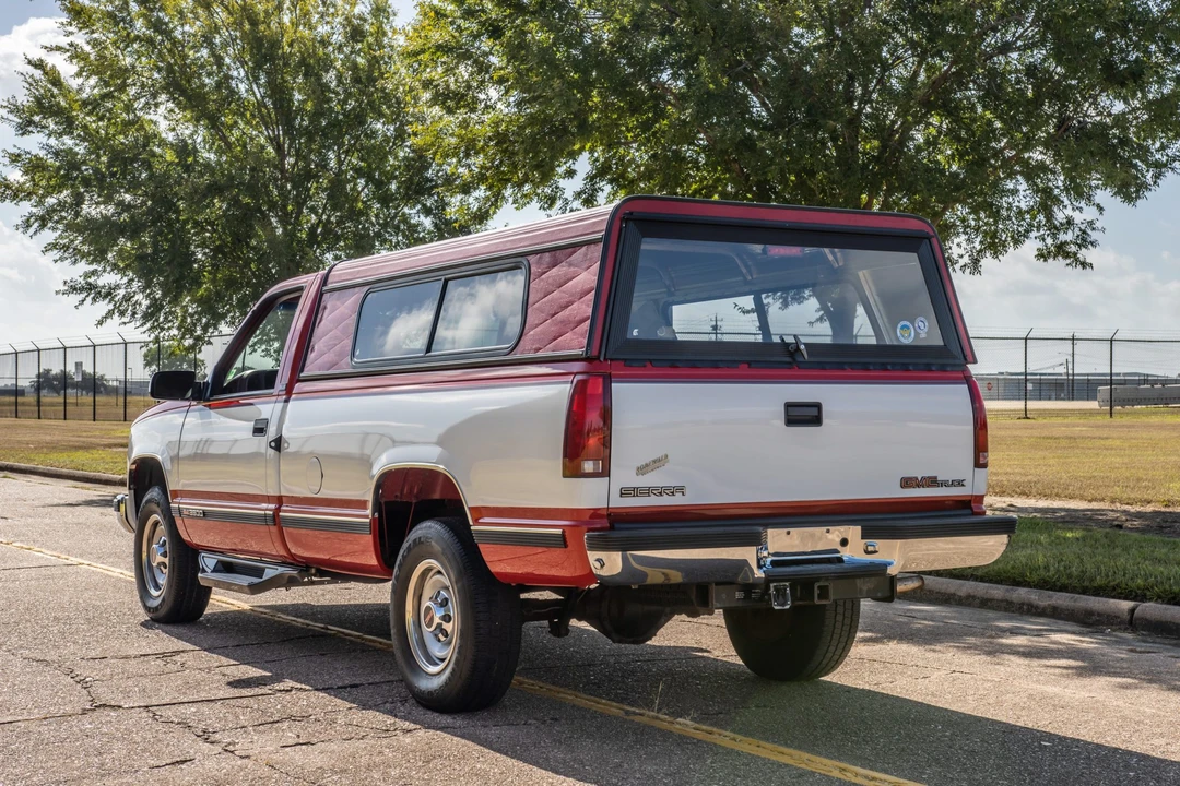 1995 GMC Sierra Heavy Duty 2nd Gen - Image 4 of 31