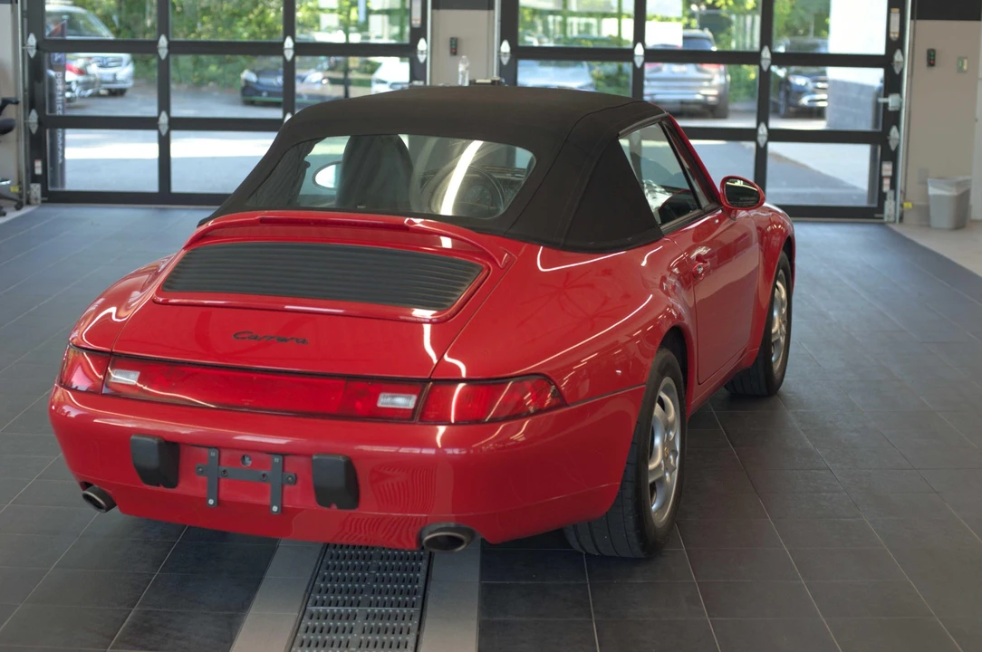 1995 Porsche 993 Carrera - Image 14 of 31