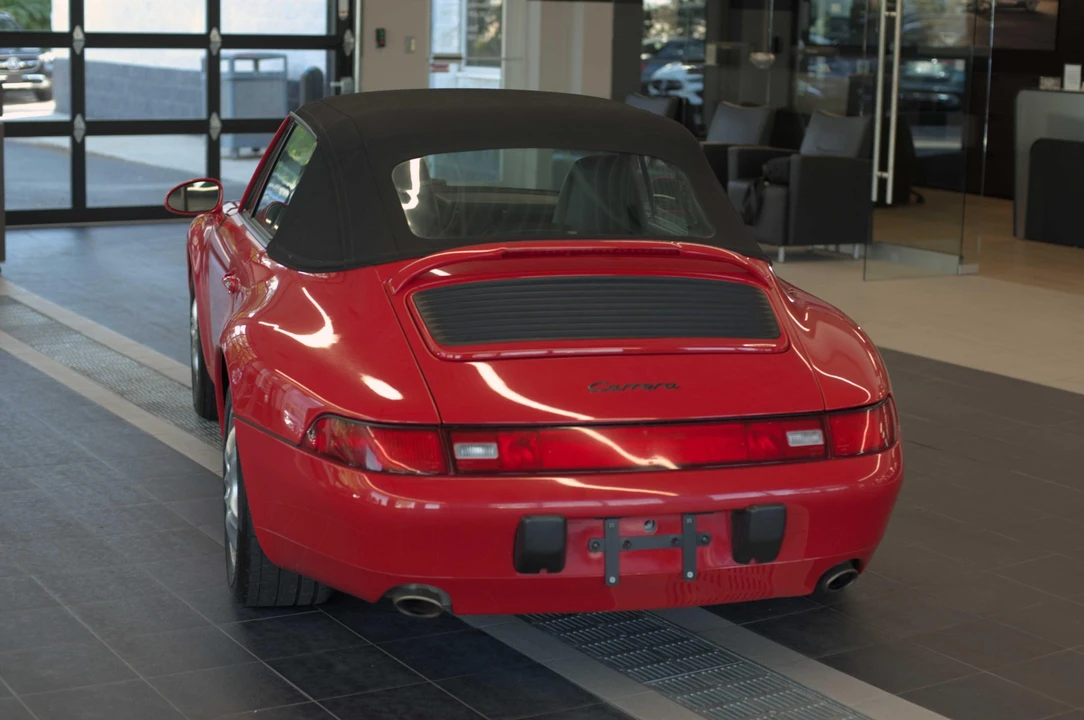 1995 Porsche 993 Carrera - Image 19 of 31