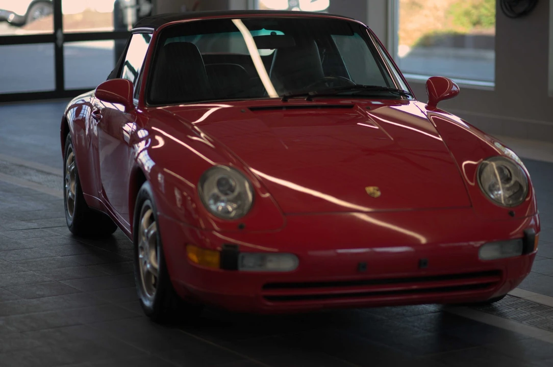 1995 Porsche 993 Carrera - Image 9 of 31