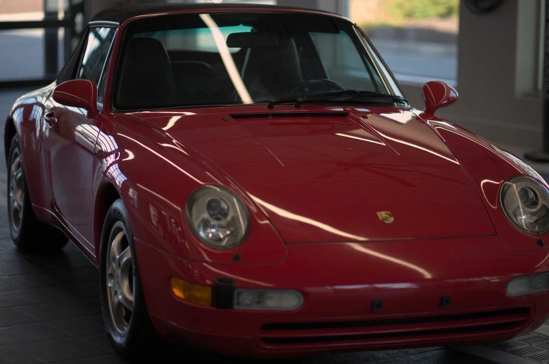1995 Porsche 993 Carrera - Image 25 of 31