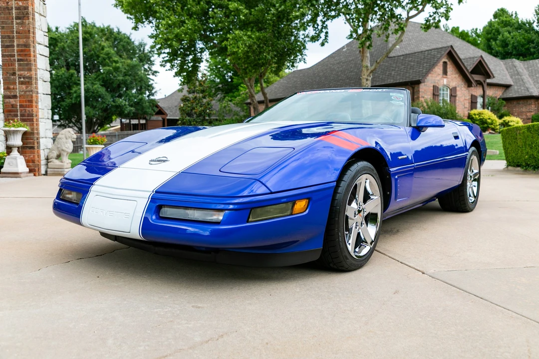 1996 Chevrolet - Image 2 of 31
