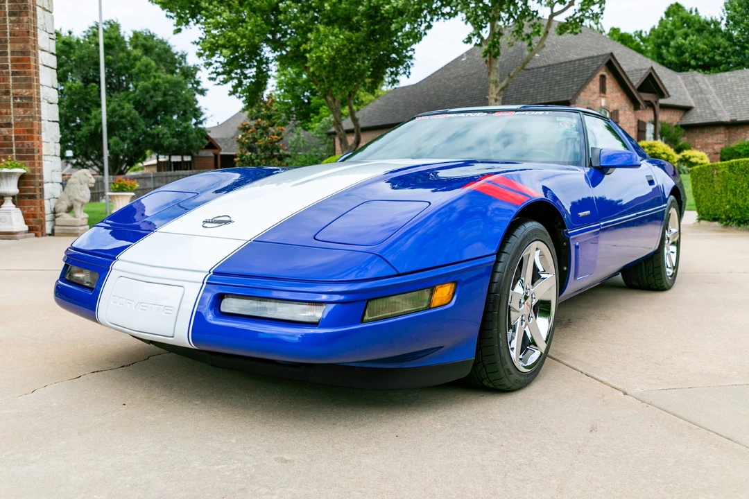 1996 Chevrolet - Image 10 of 31