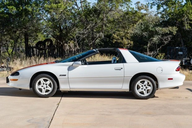 1997 Chevrolet Camaro Z28 4th Gen - Image 3 of 8