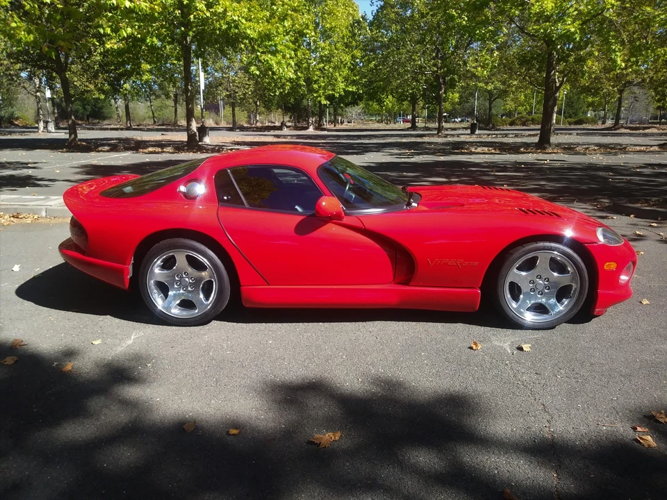 1997 Dodge Viper GTS 2nd Gen - Image 12 of 31