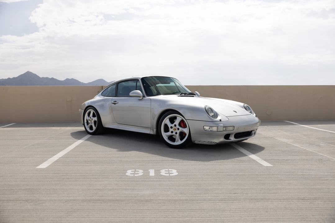 1997 Porsche 993 Carrera 4S - Image 10 of 31