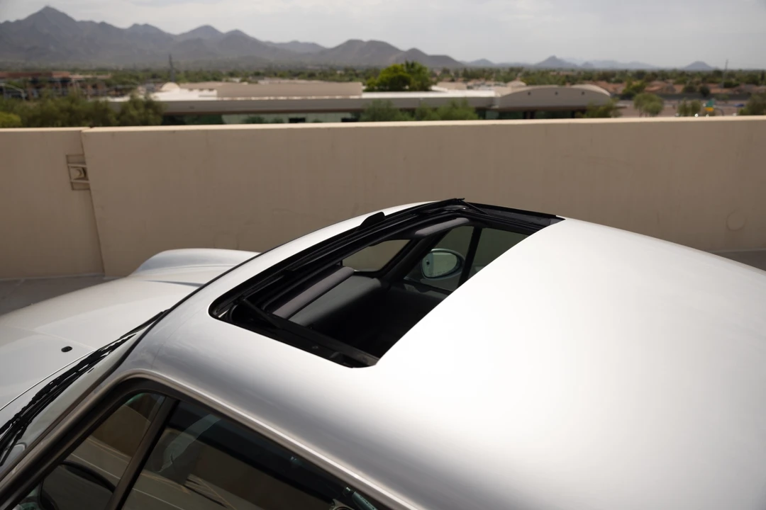 1997 Porsche 993 Carrera 4S - Image 25 of 31