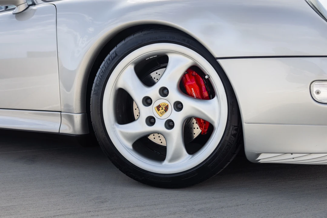 1997 Porsche 993 Carrera 4S - Image 24 of 31