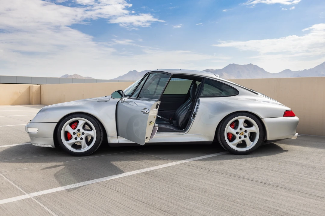 1997 Porsche 993 Carrera 4S - Image 13 of 31