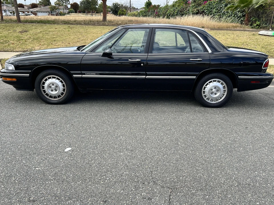 1998 Buick LeSabre - Image 14 of 31