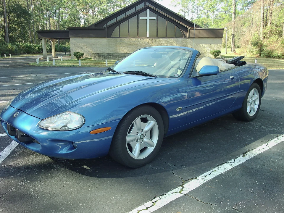 1998 Jaguar X100 XK8 - Image 9 of 31