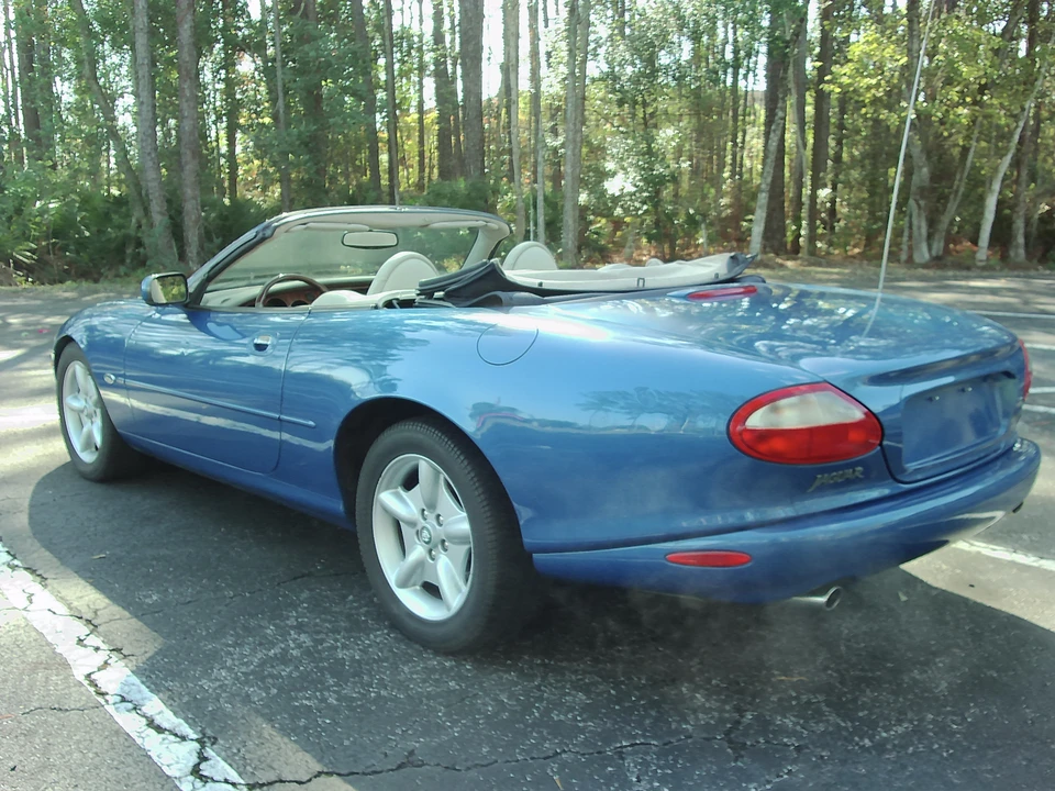 1998 Jaguar X100 XK8 - Image 10 of 31