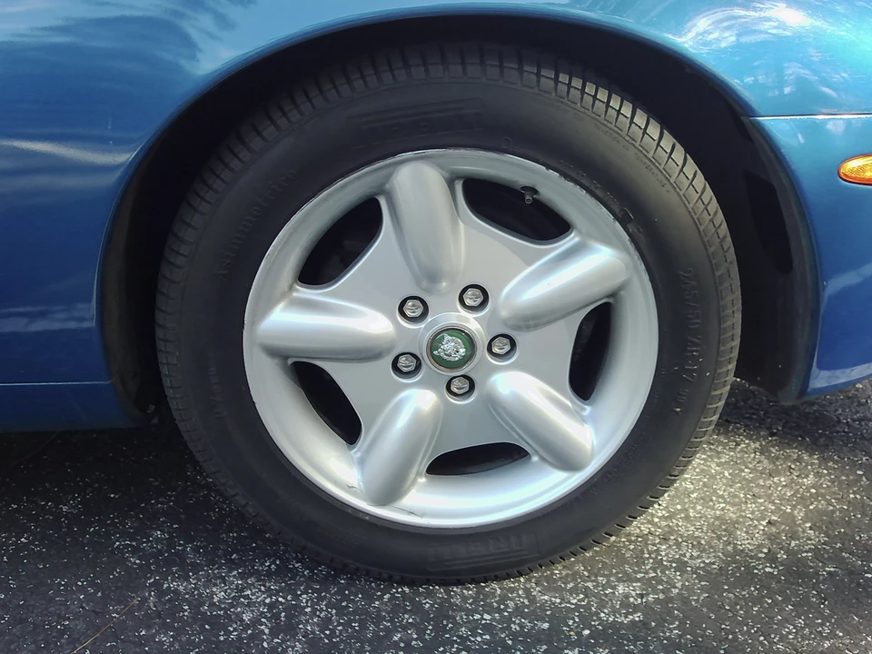 1998 Jaguar X100 XK8 - Image 25 of 31