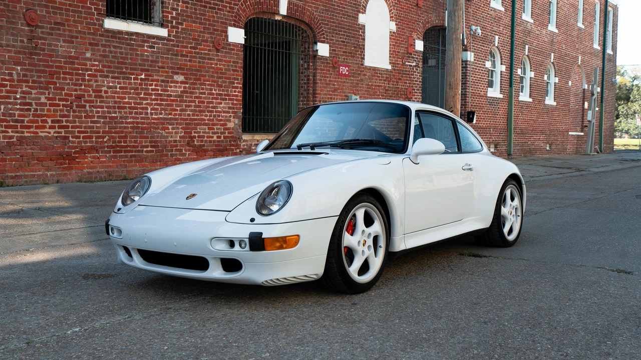 1998 Porsche 993 Carrera 4S - Image 17 of 31
