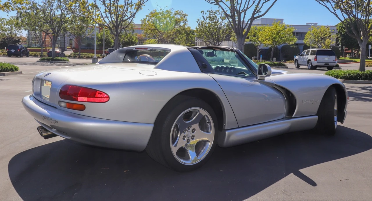 1999 Dodge Viper 2nd Gen - Image 22 of 31
