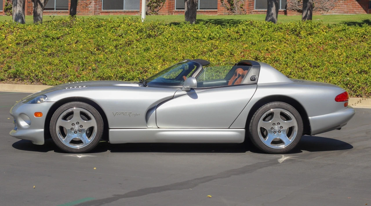 1999 Dodge Viper 2nd Gen - Image 11 of 31