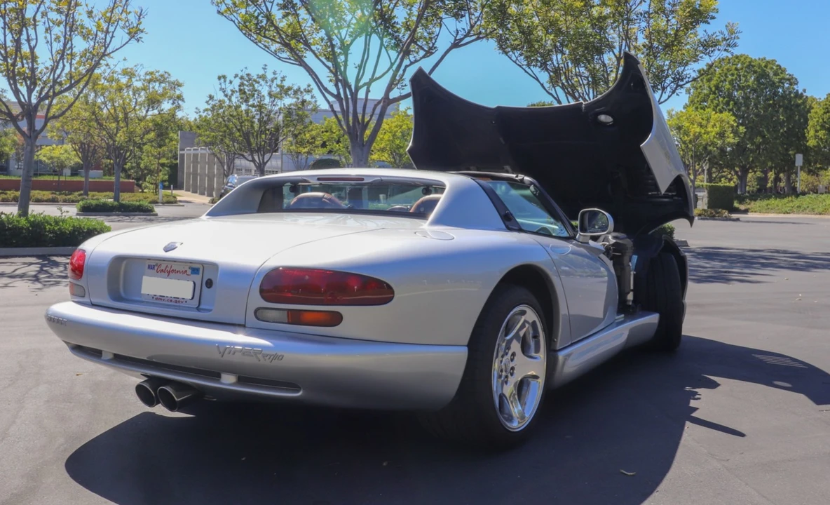 1999 Dodge Viper 2nd Gen - Image 28 of 31