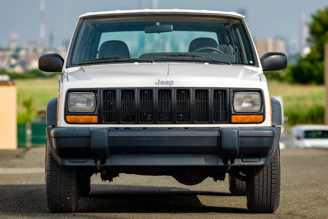 1999 Jeep XJ Cherokee - Image 4 of 31