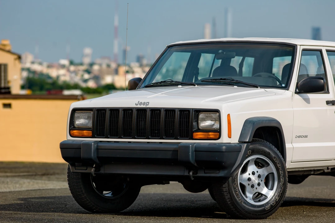 1999 Jeep XJ Cherokee - Image 31 of 31