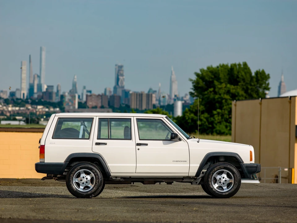 1999 Jeep XJ Cherokee - Image 7 of 31