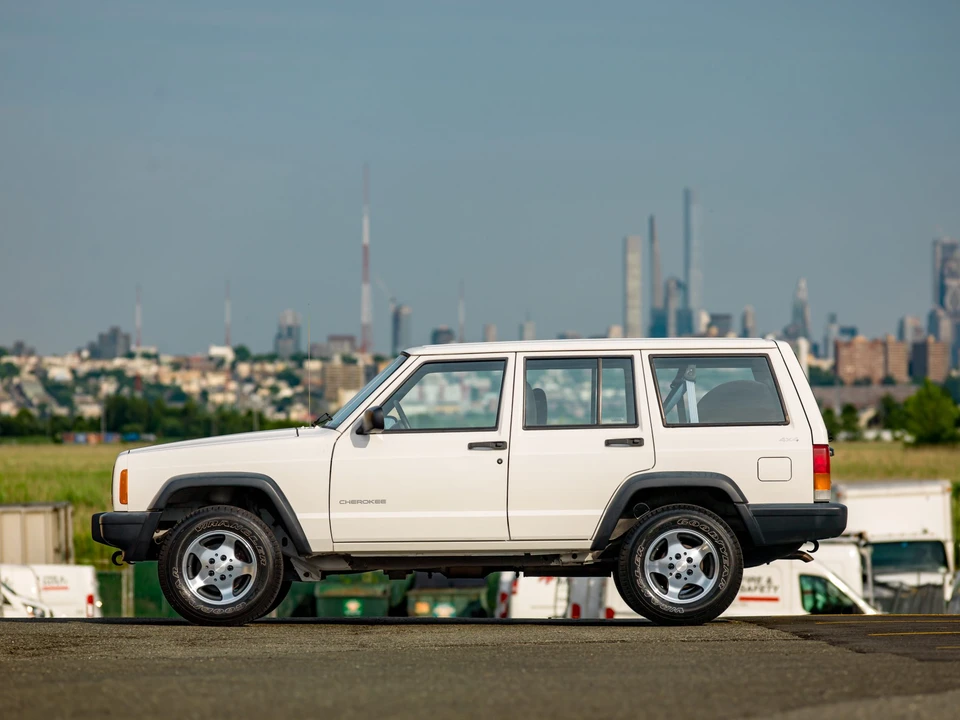 1999 Jeep XJ Cherokee - Image 17 of 31