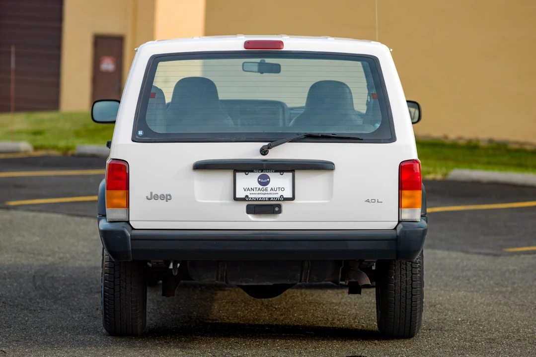 1999 Jeep XJ Cherokee - Image 13 of 31