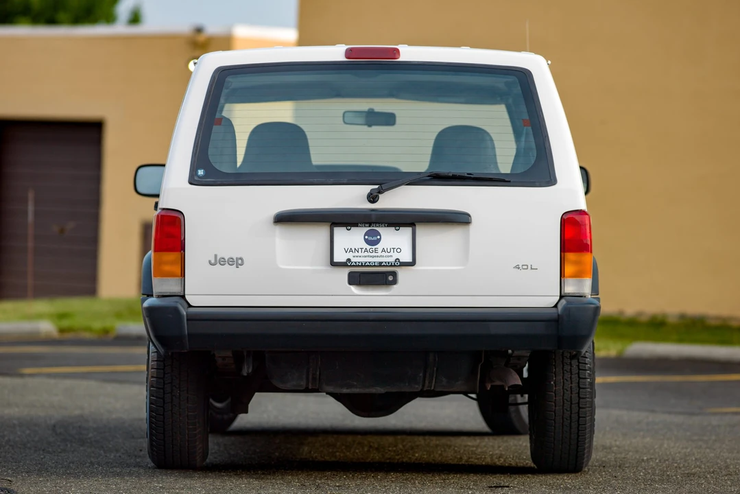 1999 Jeep XJ Cherokee - Image 14 of 31