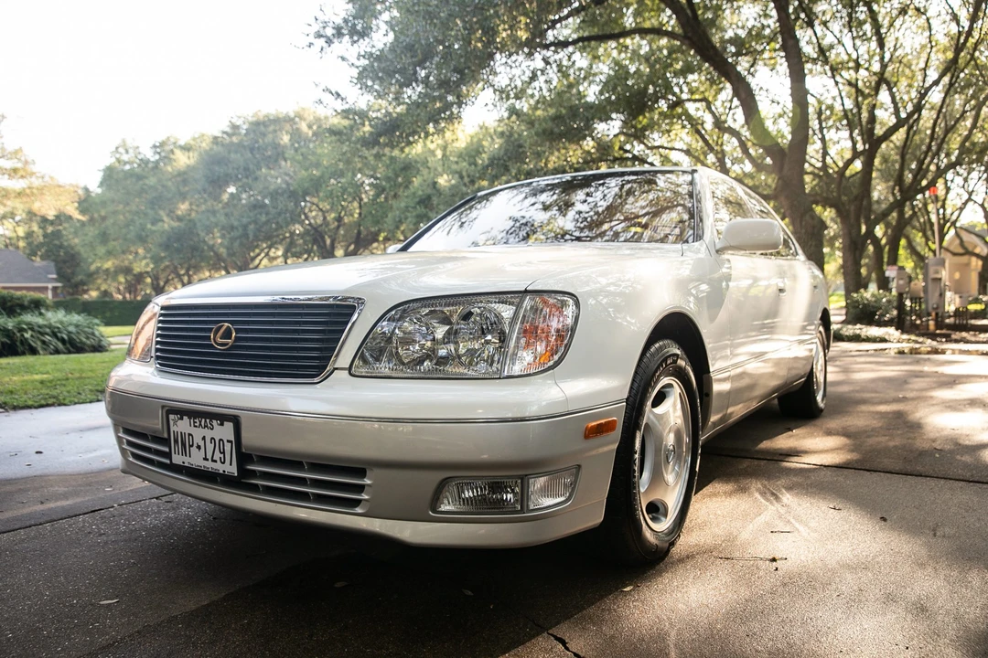 1999 Lexus LS 2nd Gen - Image 9 of 31