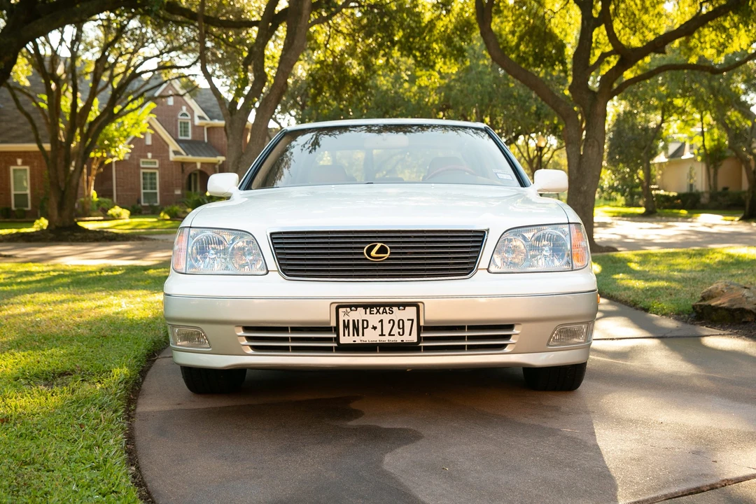 1999 Lexus LS 2nd Gen - Image 7 of 31