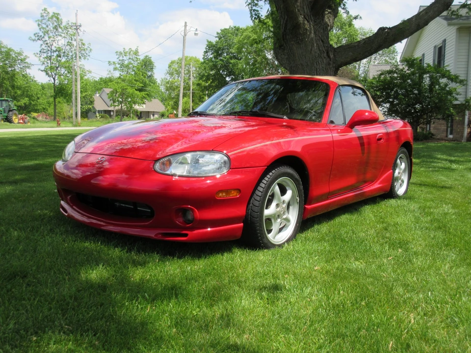 1999 Mazda NB MX-5 Miata - Image 2 of 31