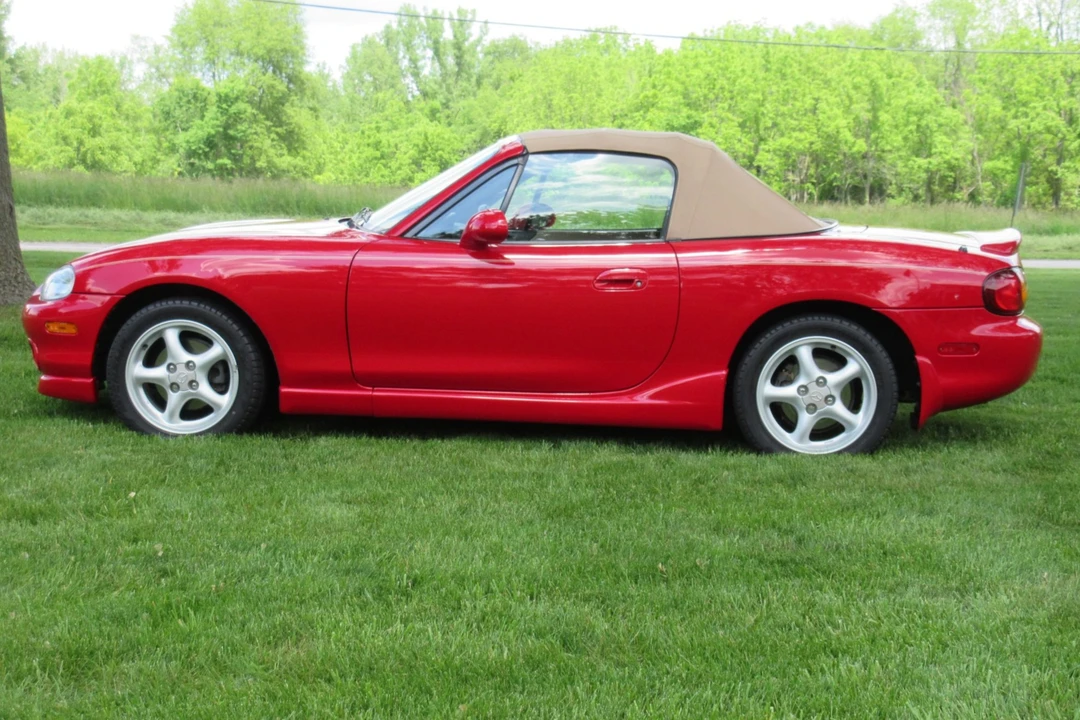 1999 Mazda NB MX-5 Miata - Image 6 of 31