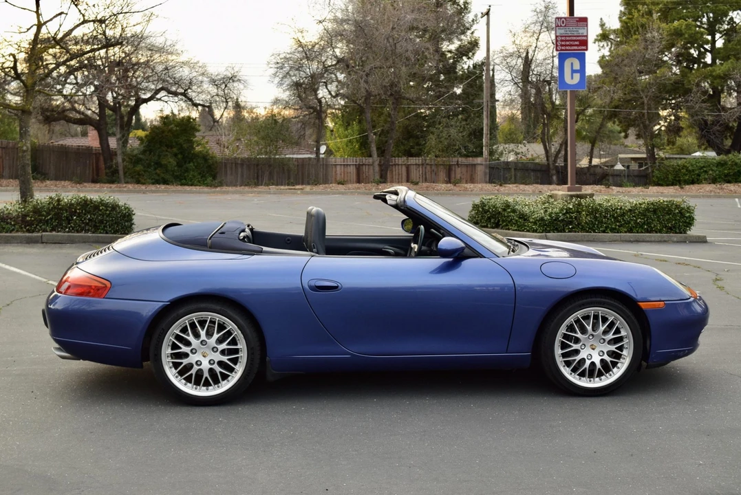 1999 Porsche 996 Carrera - Image 12 of 31