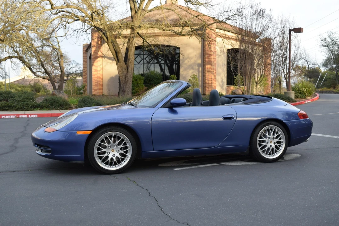 1999 Porsche 996 Carrera - Image 8 of 31