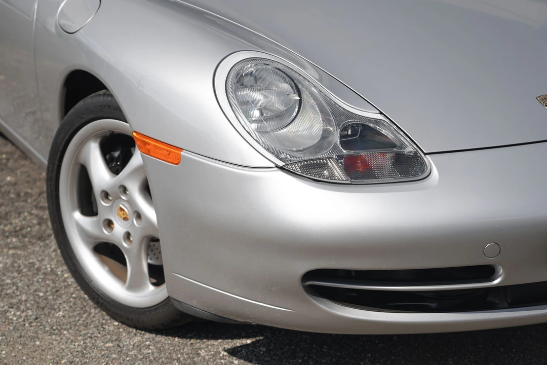 1999 Porsche 996 Carrera - Image 25 of 31