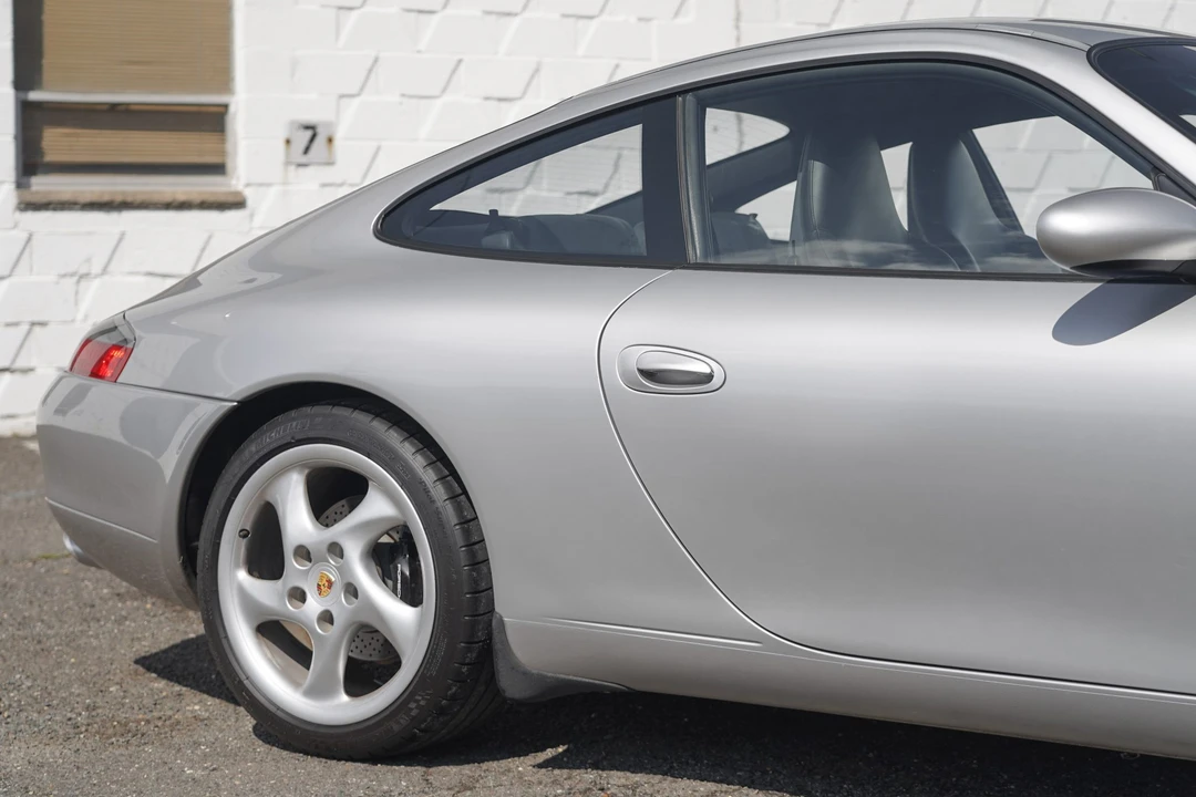 1999 Porsche 996 Carrera - Image 20 of 31