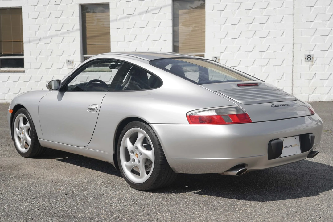 1999 Porsche 996 Carrera - Image 12 of 31