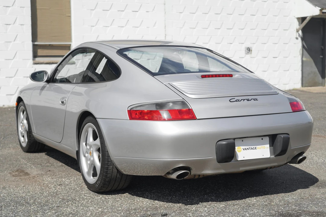 1999 Porsche 996 Carrera - Image 13 of 31