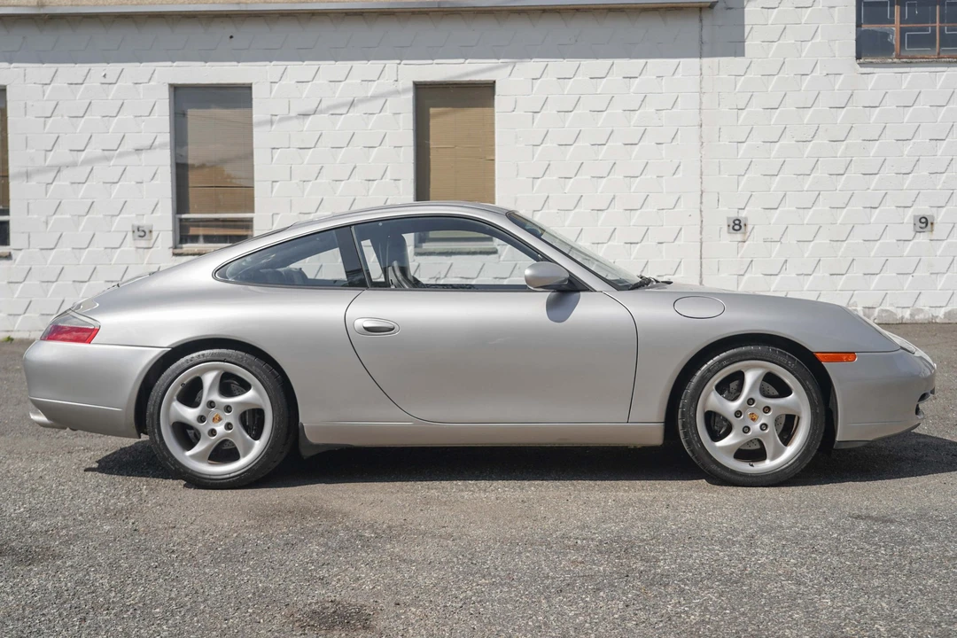 1999 Porsche 996 Carrera - Image 2 of 31