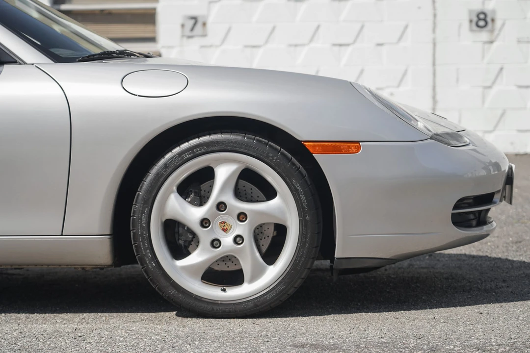 1999 Porsche 996 Carrera - Image 19 of 31