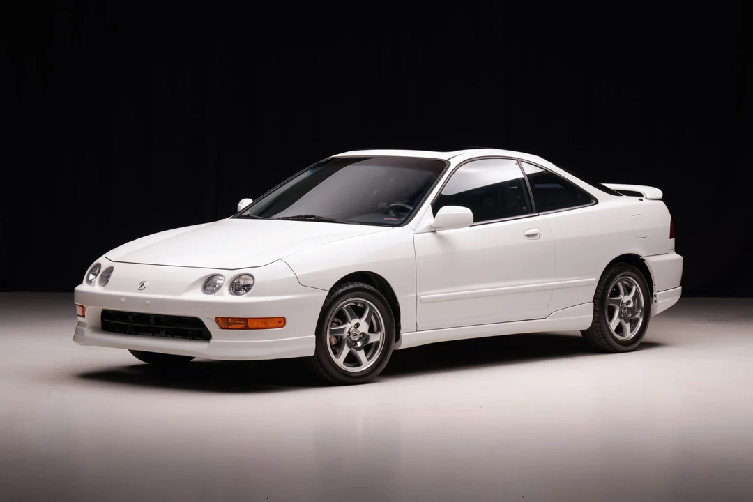 2000 Acura Integra 3rd Gen - Image 2 of 31