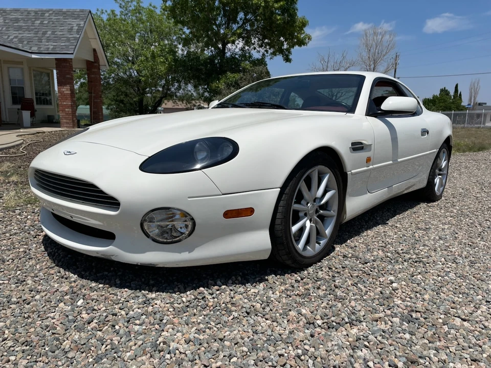 2000 Aston Martin DB7 Vantage - Image 2 of 31