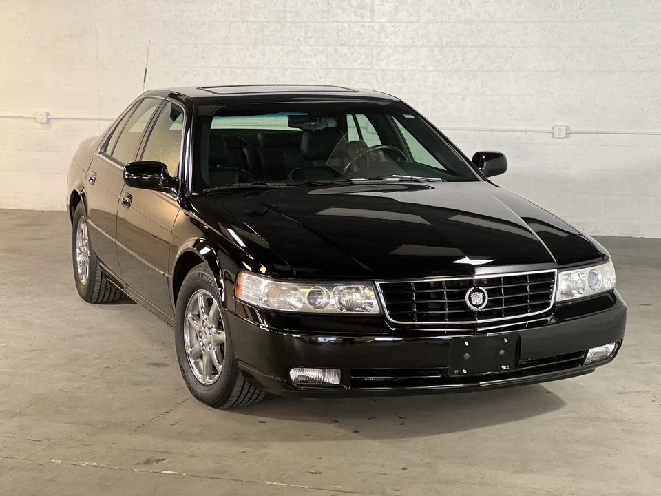 2000 Cadillac Seville - Image 2 of 31