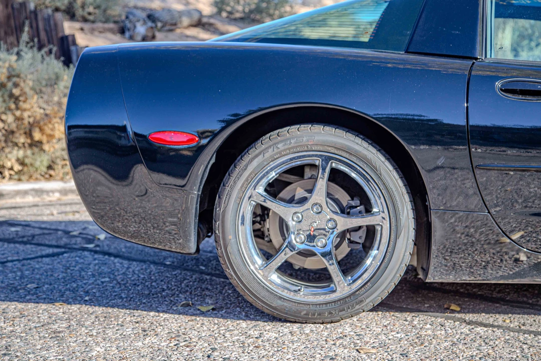 2000 Chevrolet Corvette C5 - Image 24 of 31