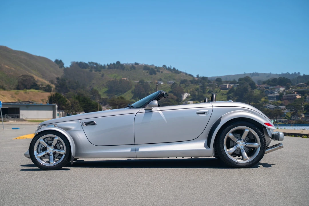2000 Plymouth Prowler - Image 18 of 31