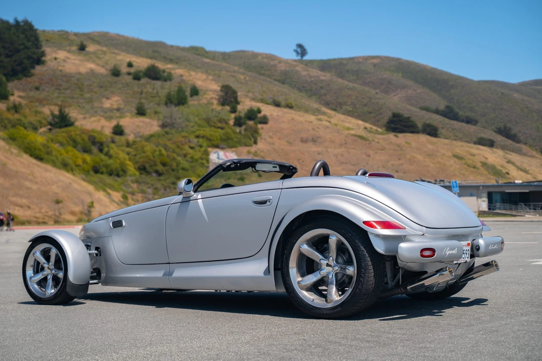 2000 Plymouth Prowler - Image 16 of 31