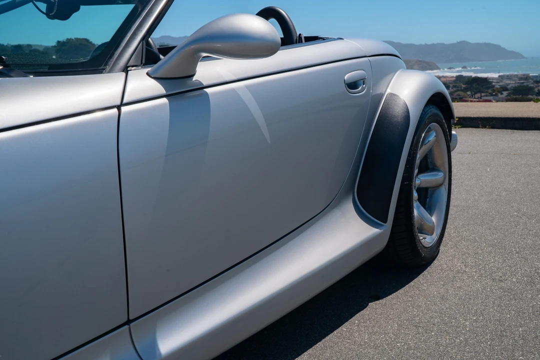 2000 Plymouth Prowler - Image 27 of 31