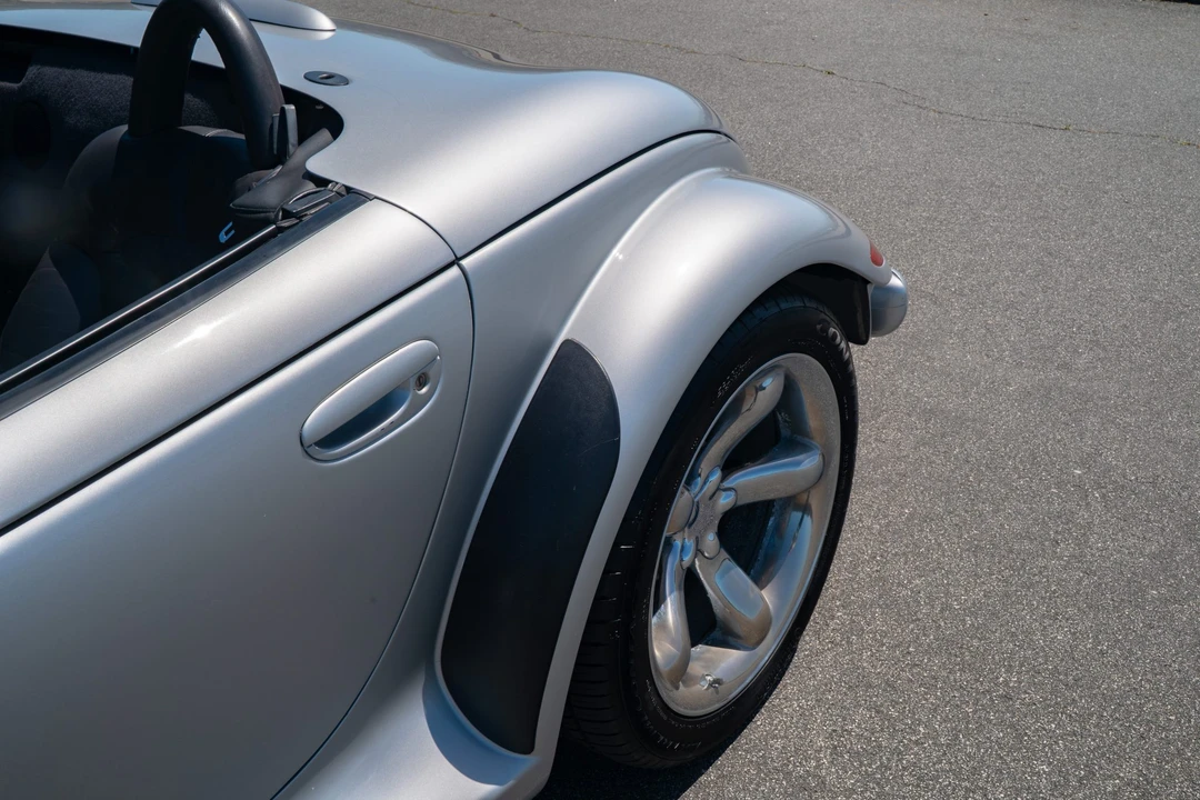 2000 Plymouth Prowler - Image 28 of 31
