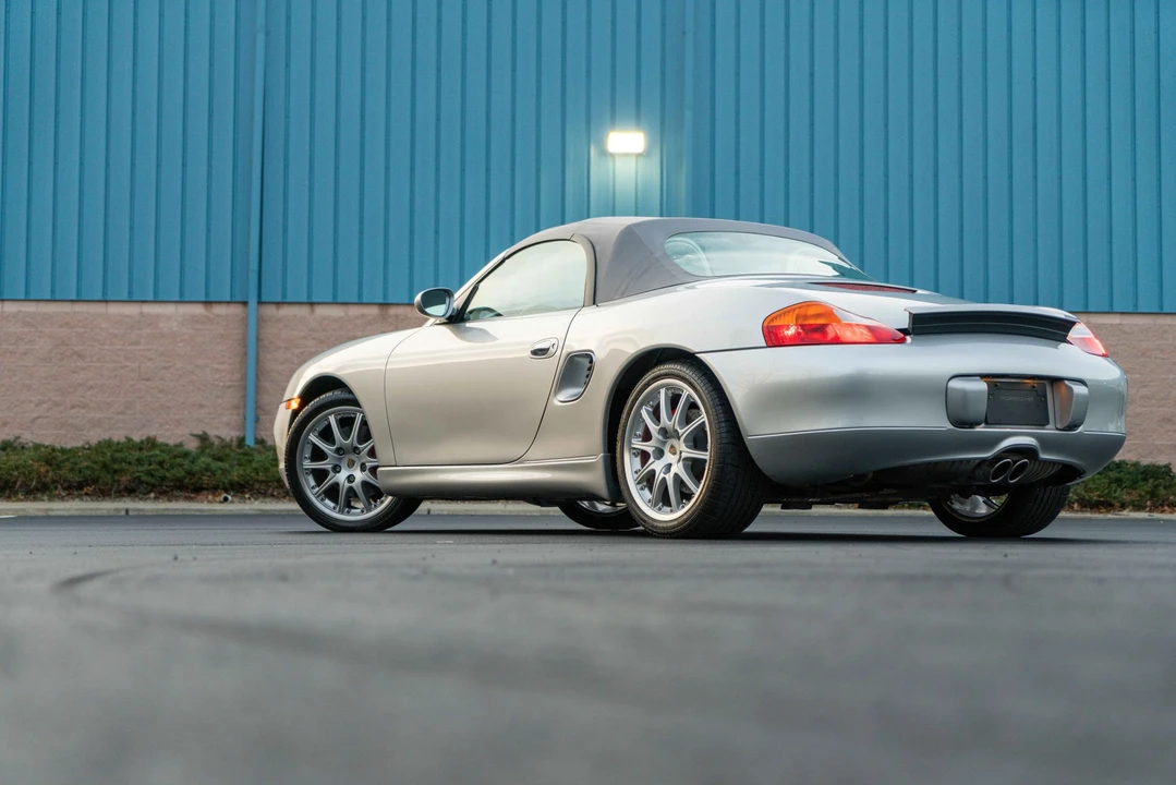 2000 Porsche 986 Boxster S - Image 17 of 31