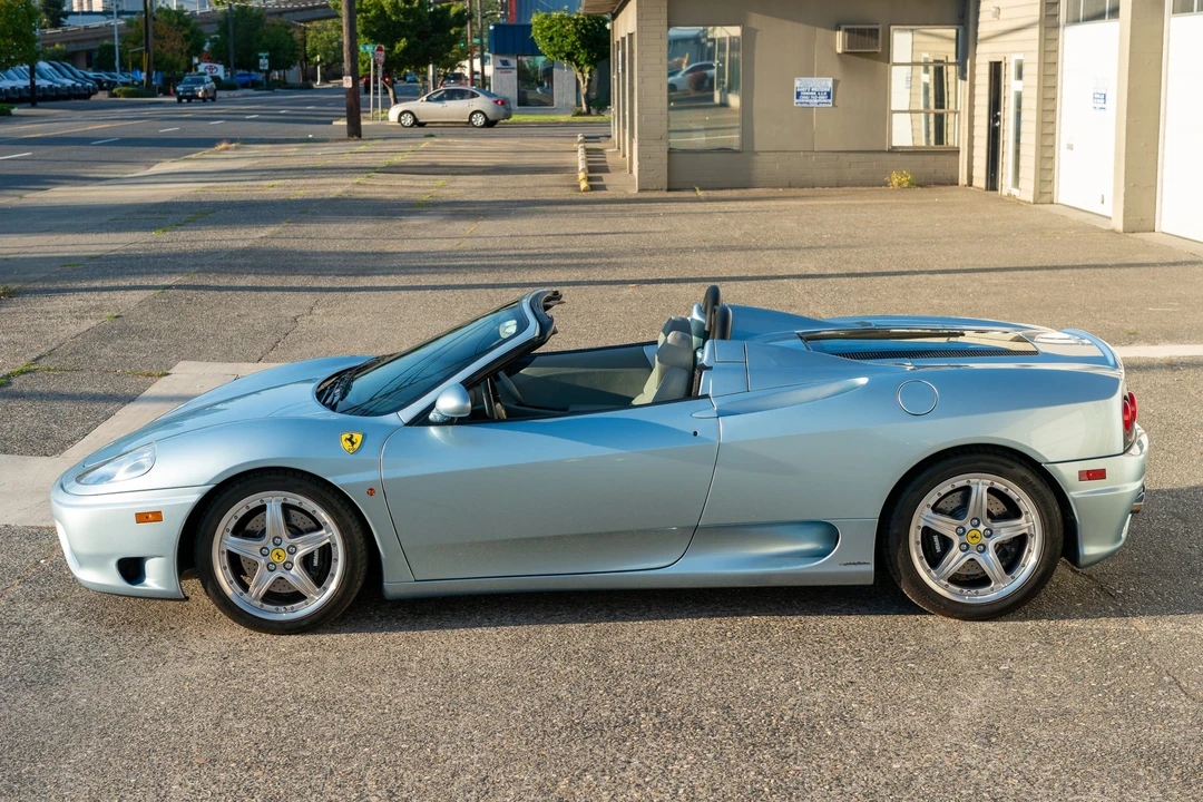 2001 Ferrari 360 Spider - Image 21 of 31